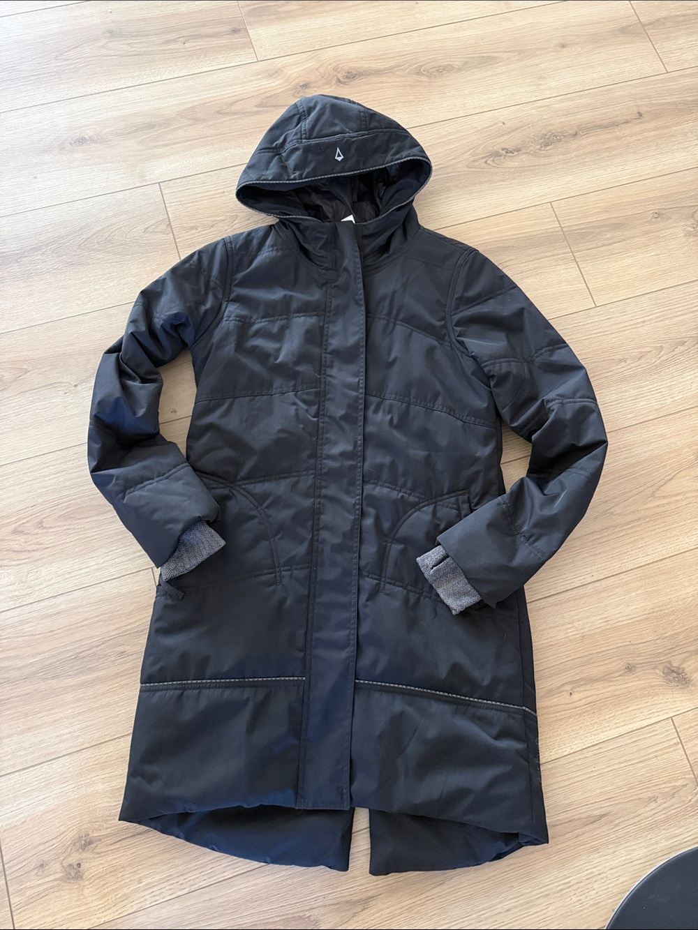 Ivivva Girls Winter Jacket – Size 14 – Lake 💙❄️